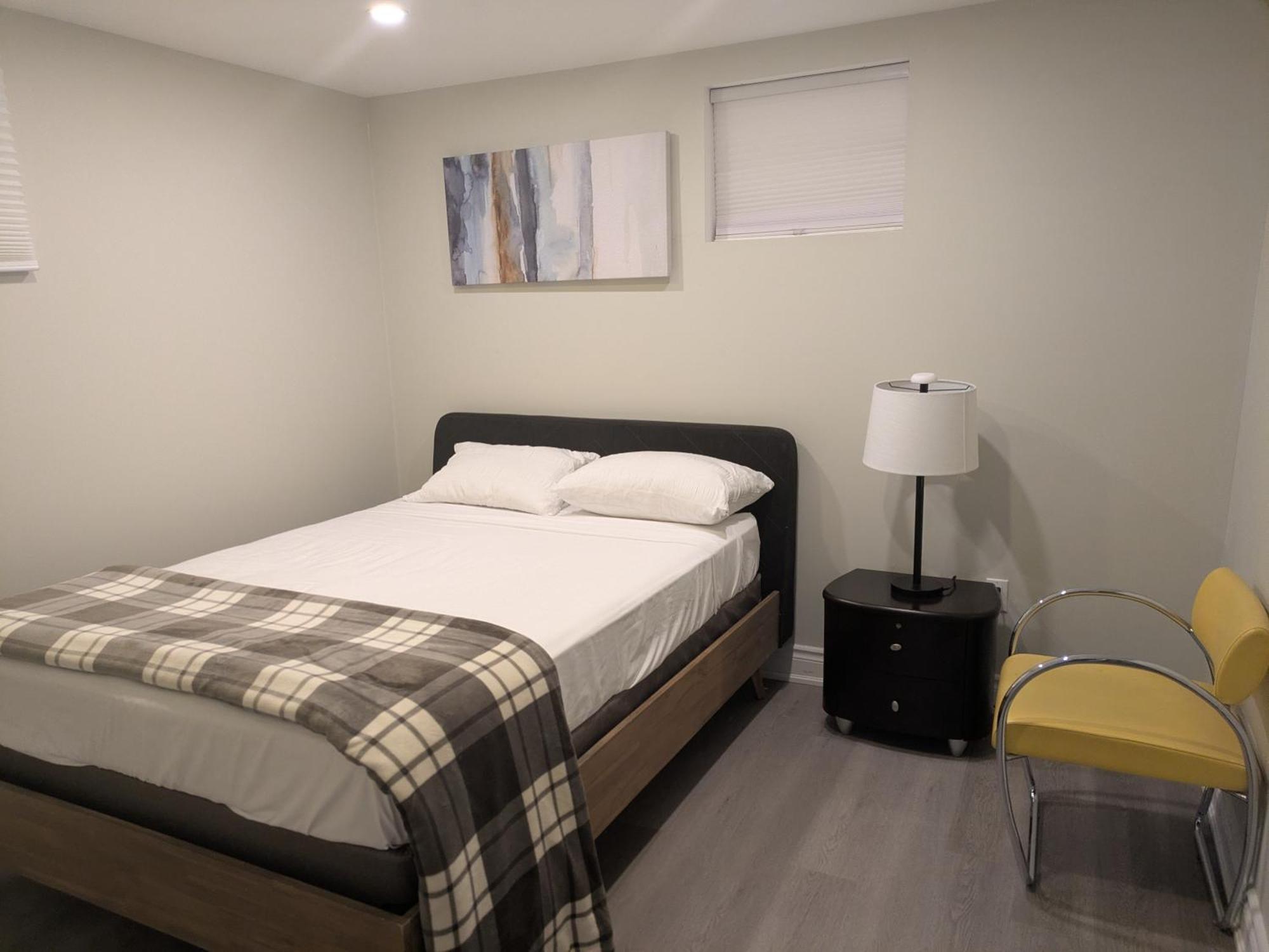 Stunning Furnished 2Bedroom/2Washroom Apartment ブランプトン エクステリア 写真